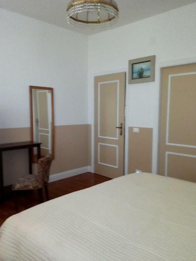 Villa Dei Pescatori LʼAquila Buitenkant foto