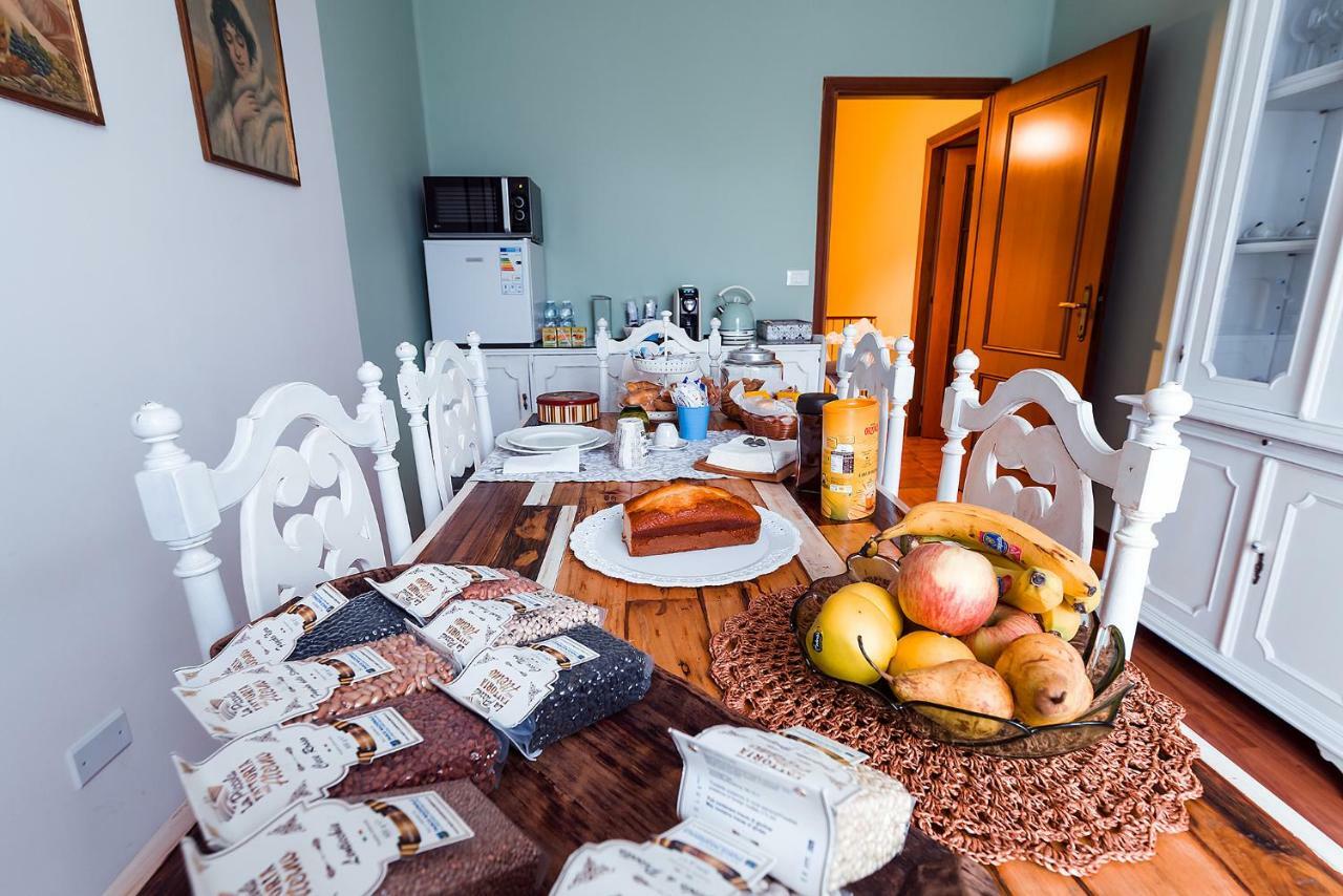 Villa Dei Pescatori LʼAquila Buitenkant foto